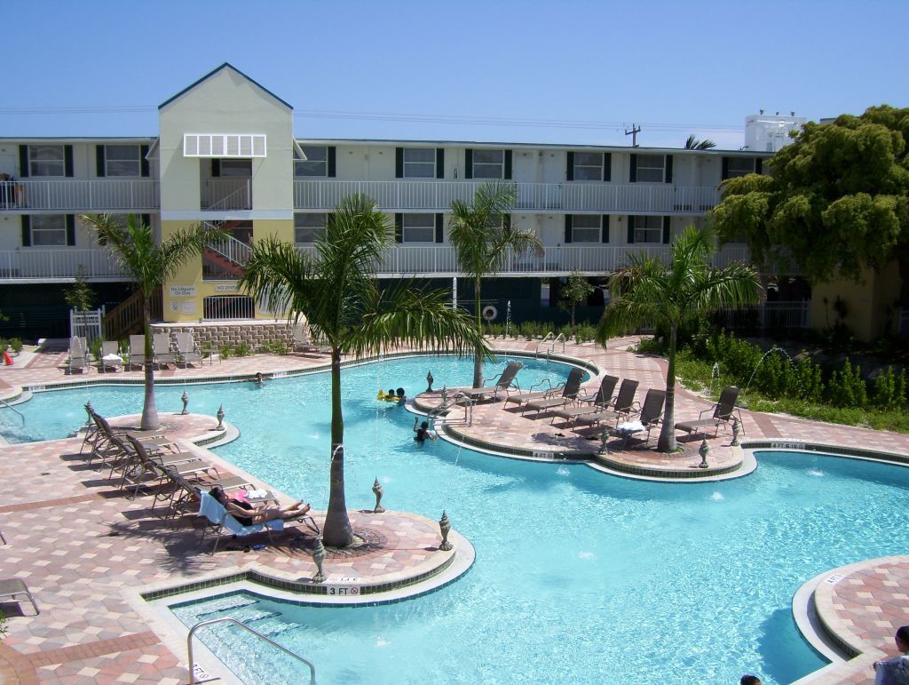 Fairfield Inn & Suites By Marriott Key West Bagian luar foto