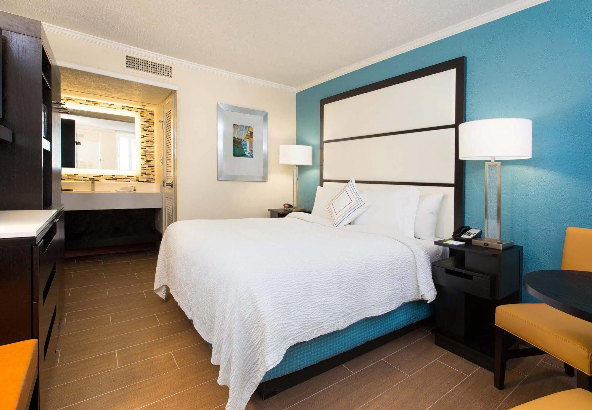 Fairfield Inn & Suites By Marriott Key West Bagian luar foto